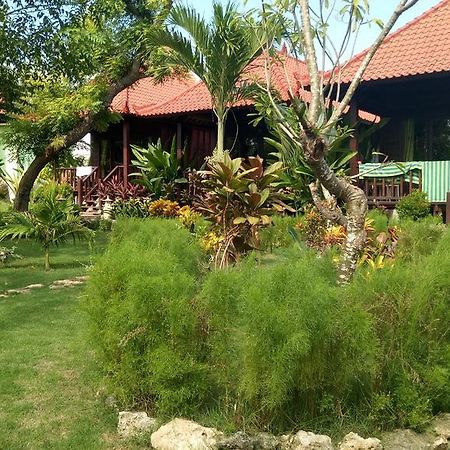 Taman Sari Villas Lembongan Nusa Lembongan Exterior foto